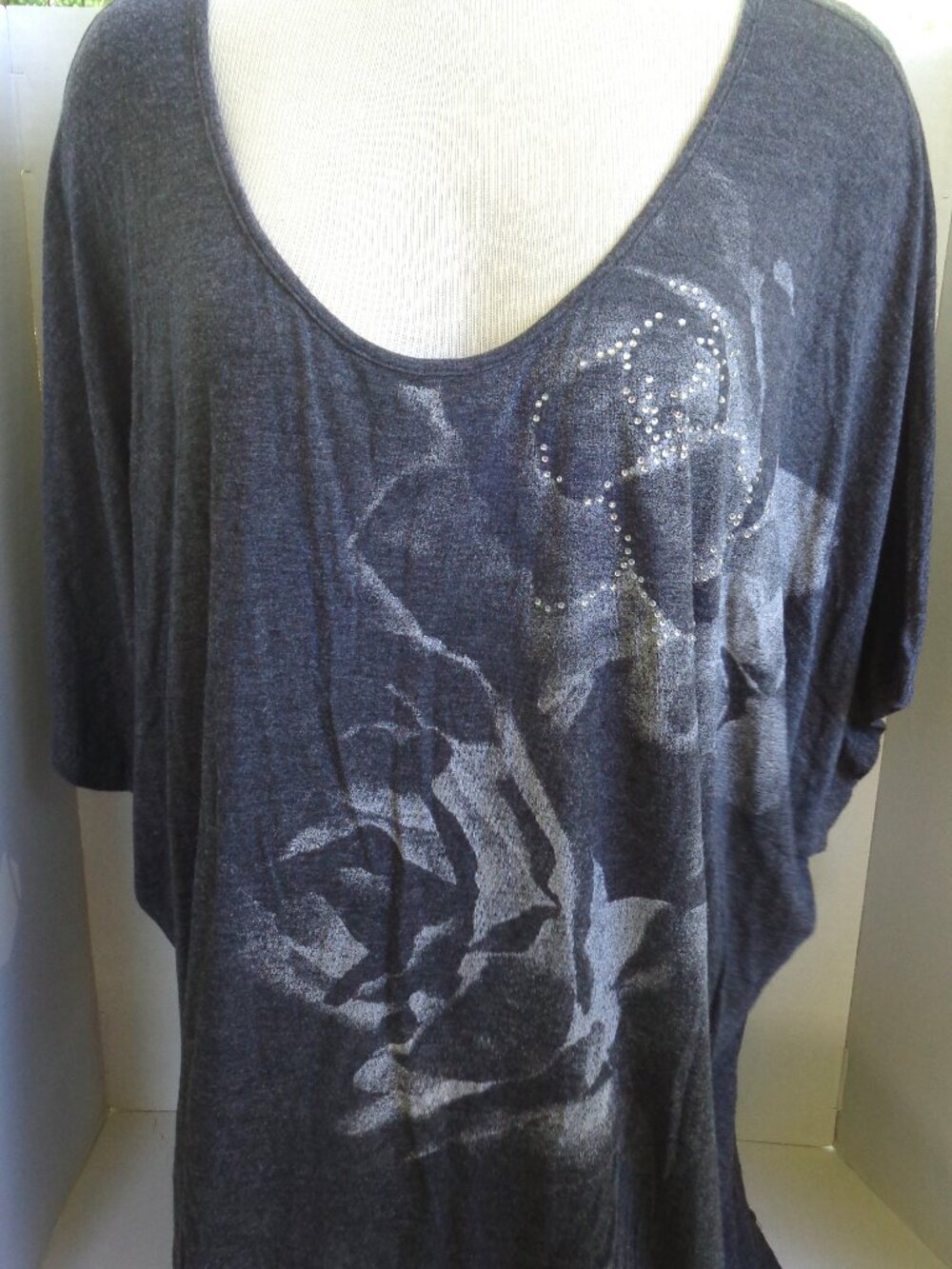 Floral Knit Pullover Top Rose Rhinestones Design